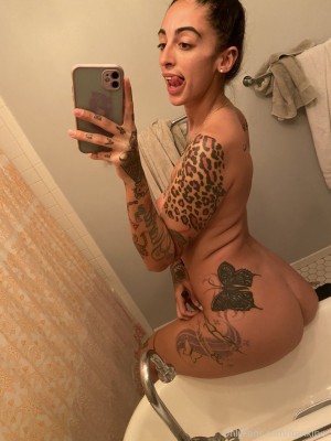 Julie Walter Photo #25