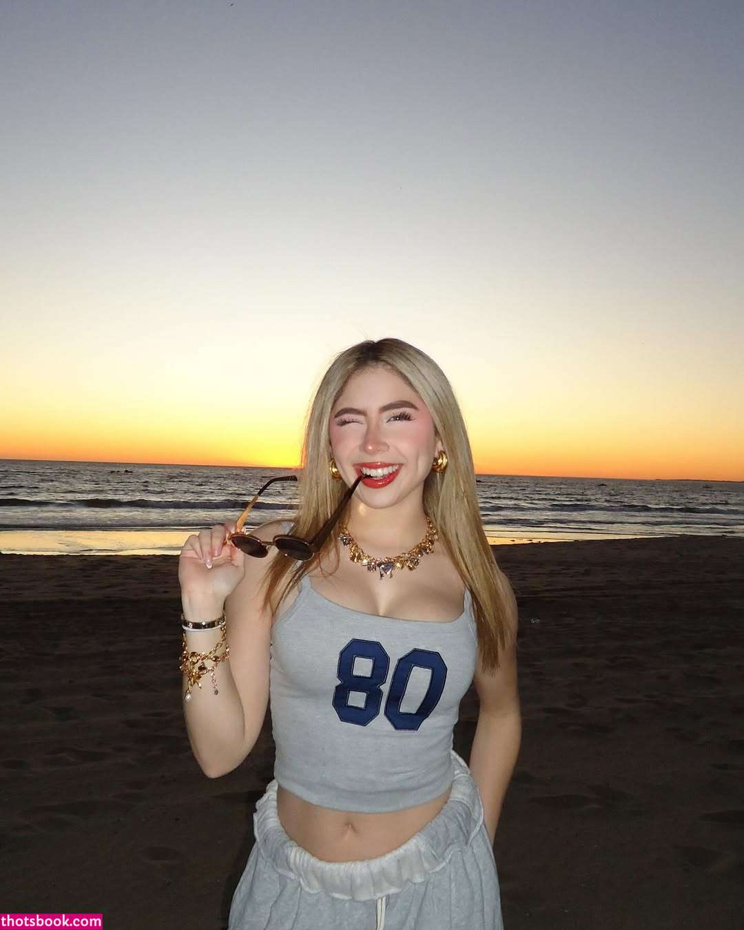 Karen Torres Photo #11