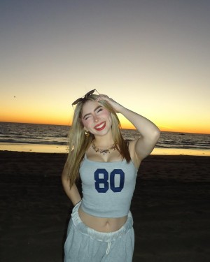 Karen Torres Photo #15