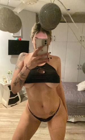 Luna Garis Photo #10