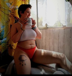 witchyyogabitch Photo #26