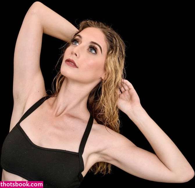 Alexandraqnin Photo #5