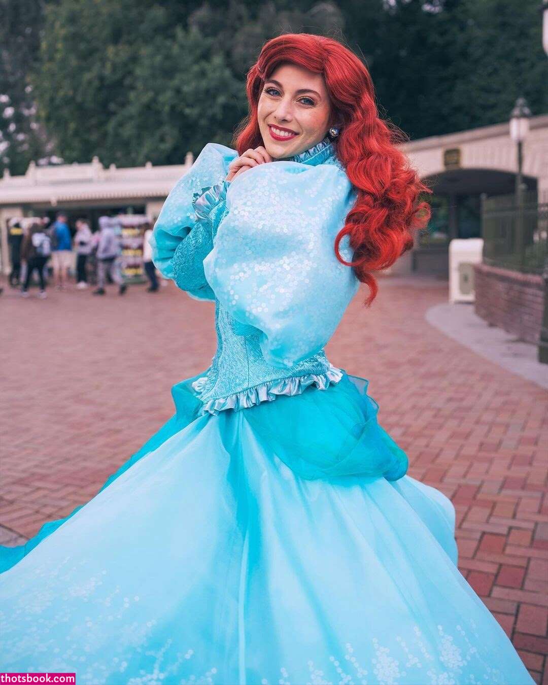 Alexandraqnin Photo #37