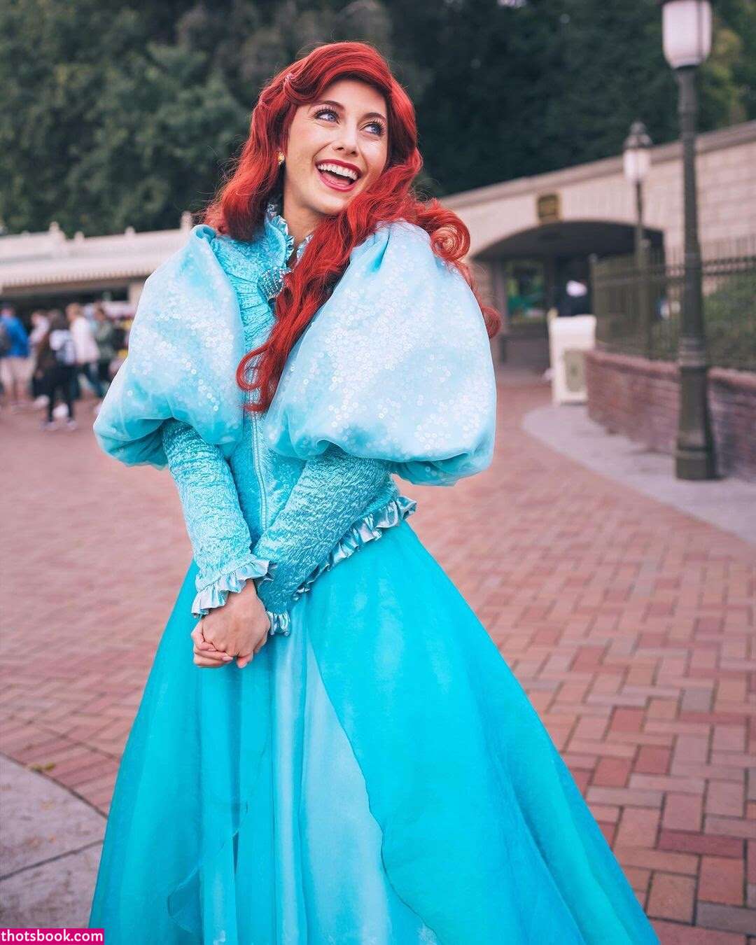 Alexandraqnin Photo #39