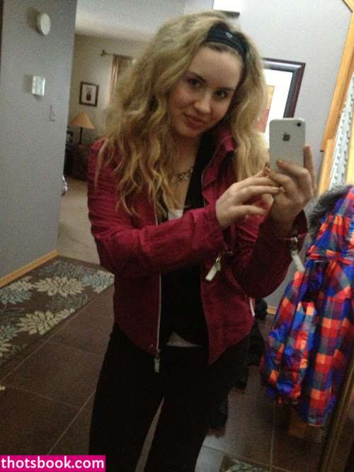 Blondesquats Photo #9