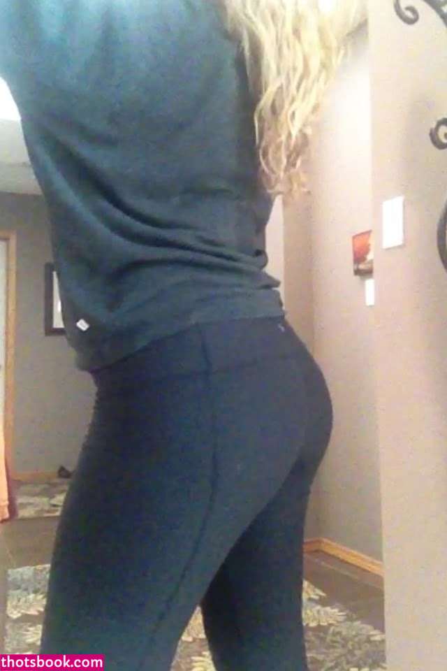 Blondesquats Photo #14