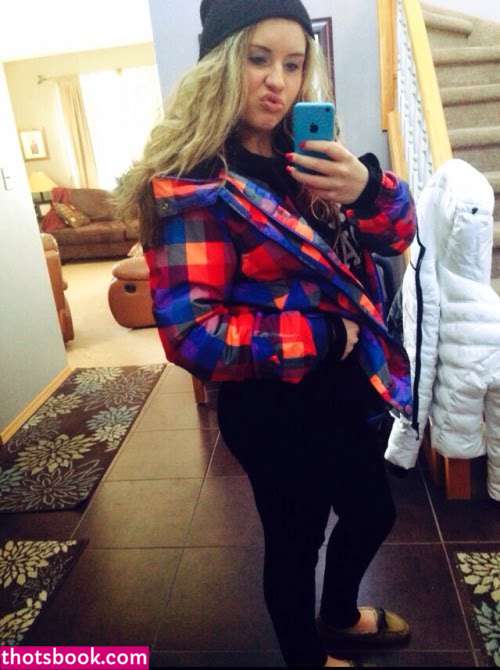 Blondesquats Photo #21