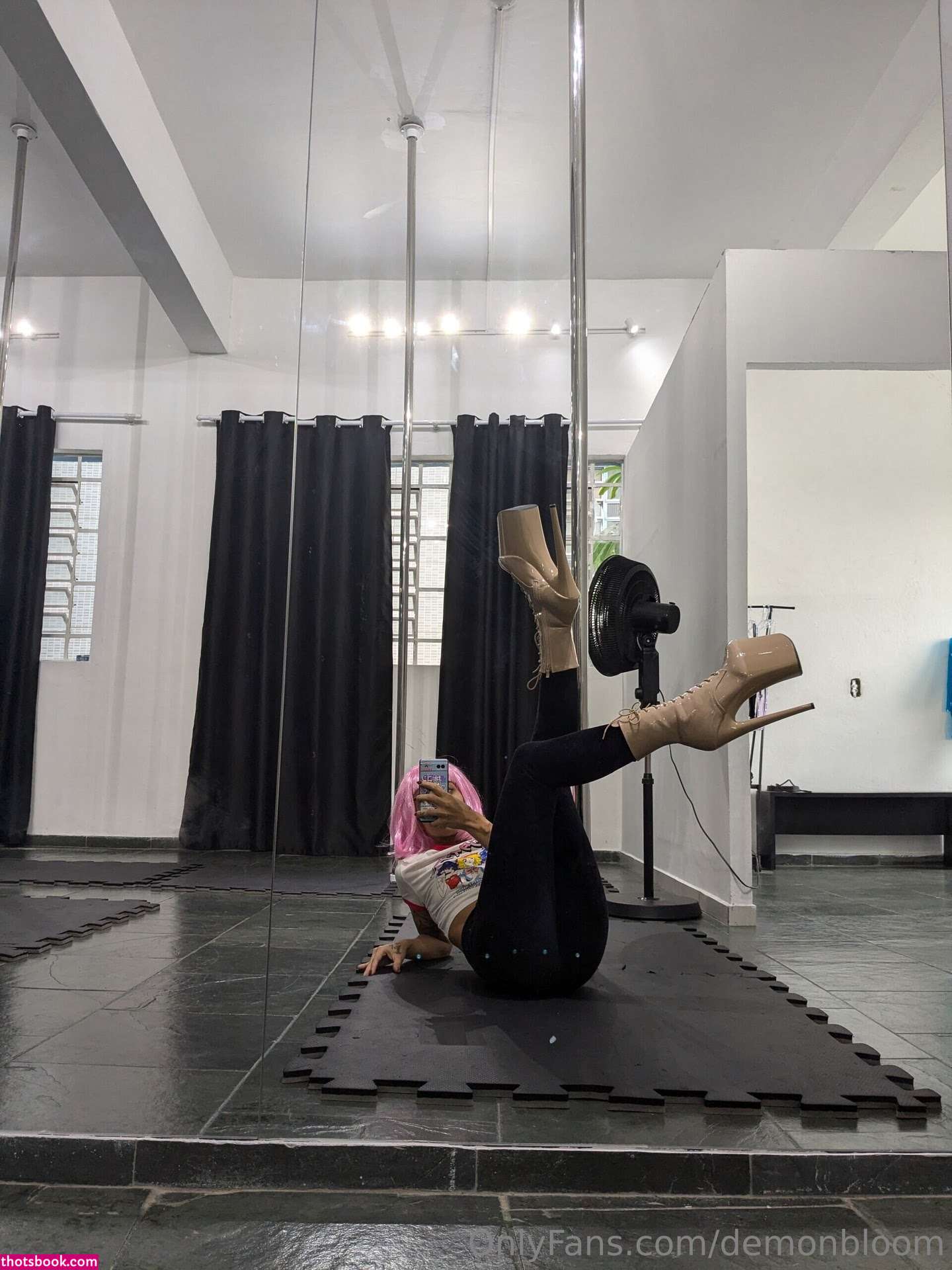 demonbloom Photo #18