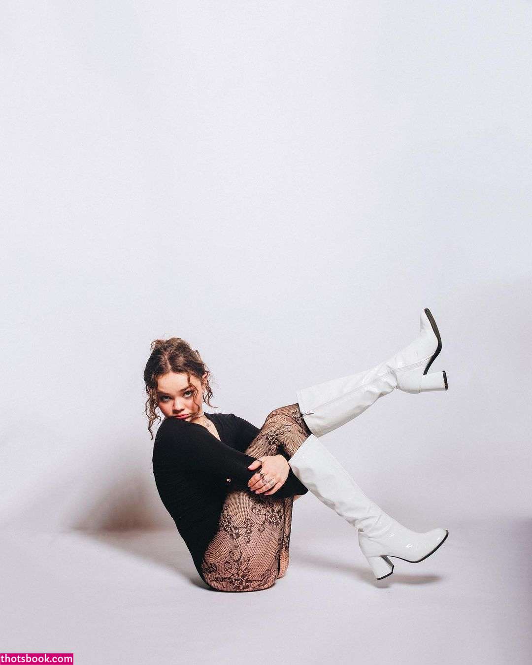 Hannah Alligood Photo #3