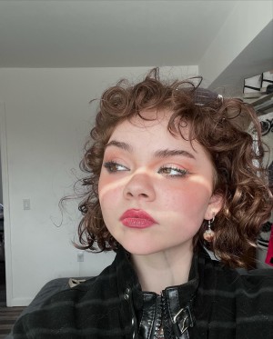 Hannah Alligood Photo #12