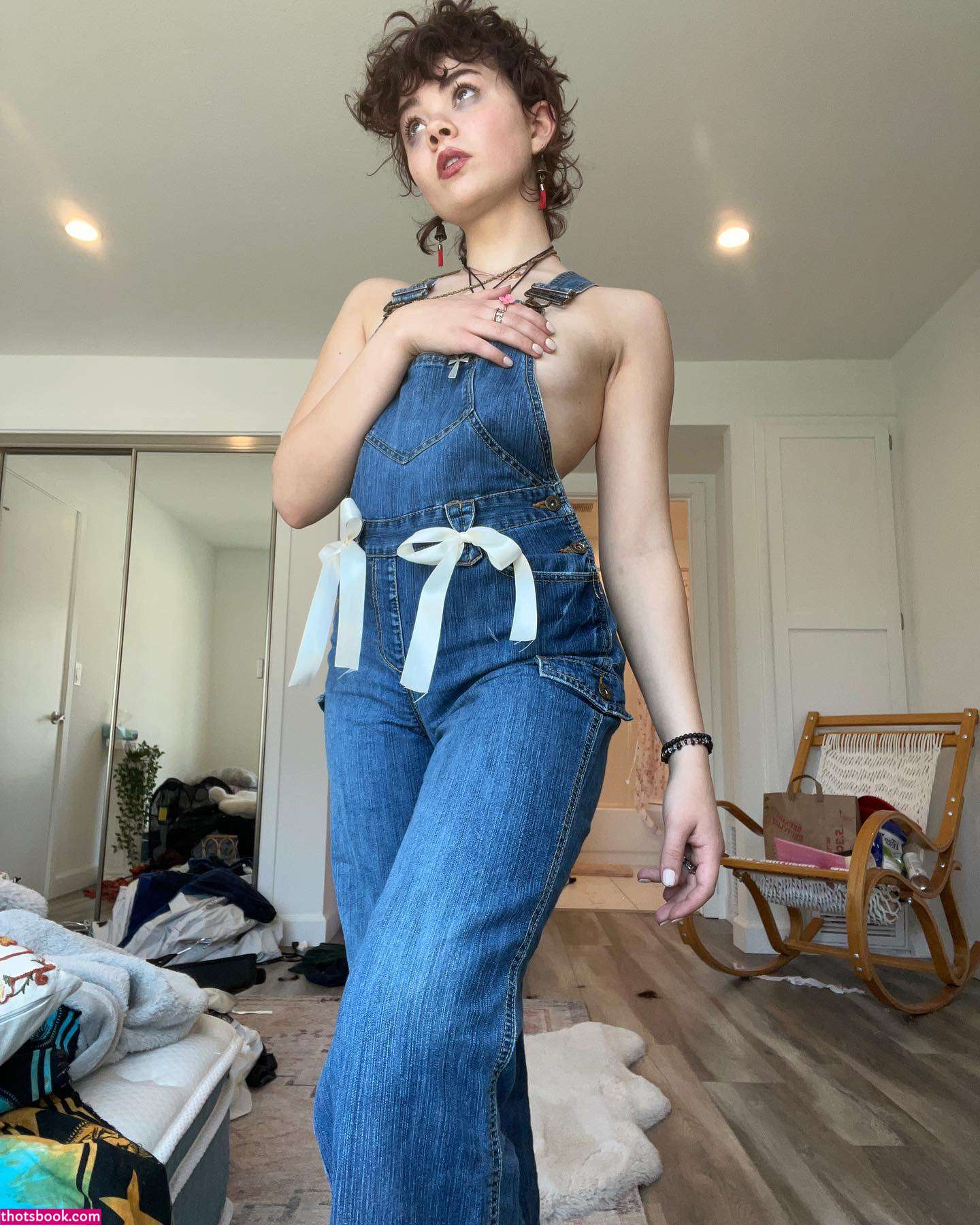 Hannah Alligood Photo #13