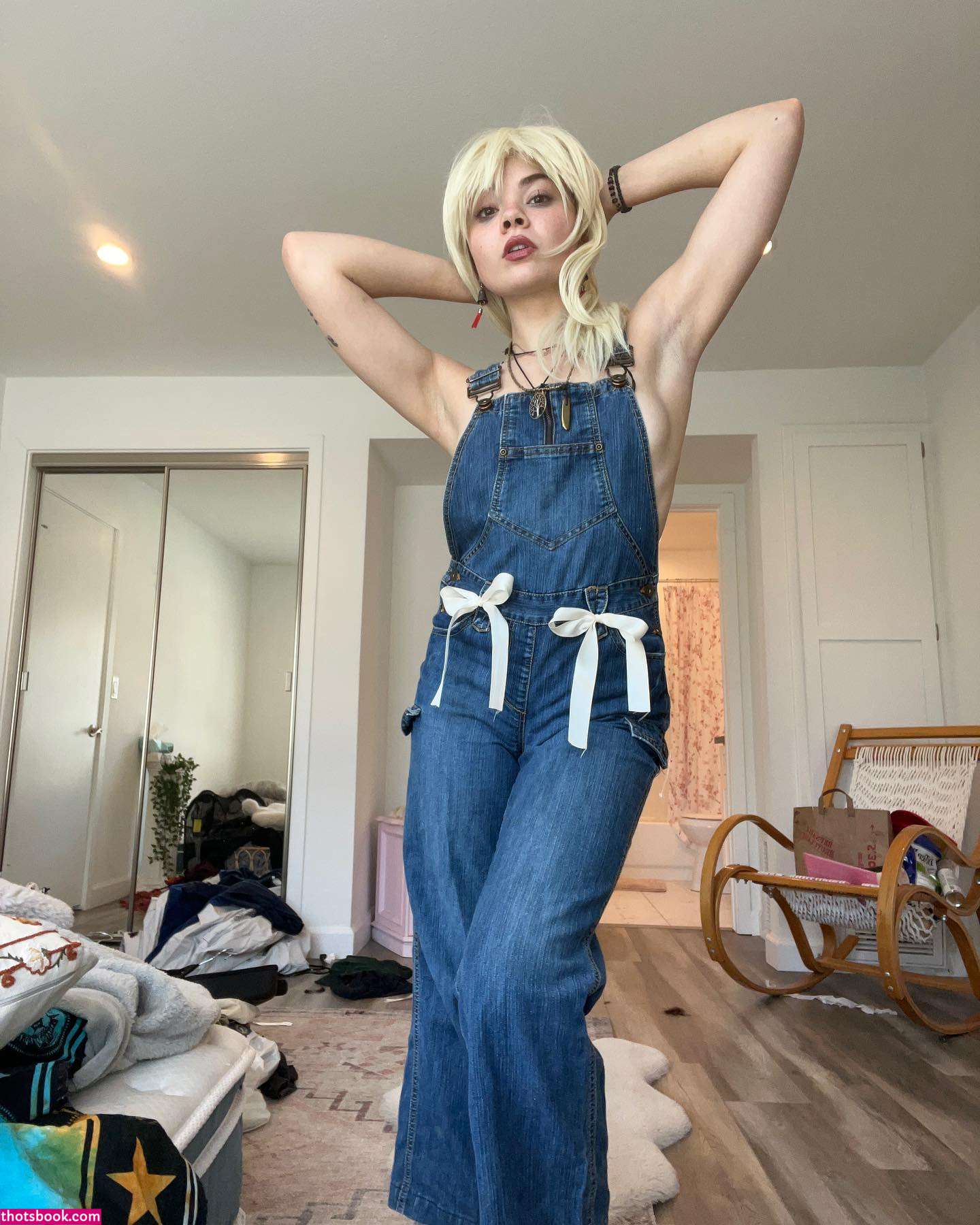 Hannah Alligood Photo #17