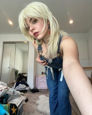 Hannah Alligood Photo #19