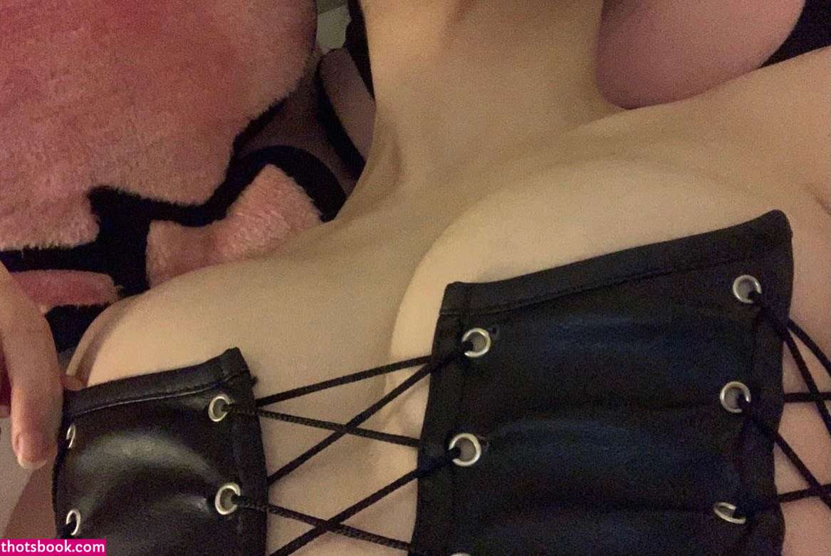 vampyr3wife Photo #39