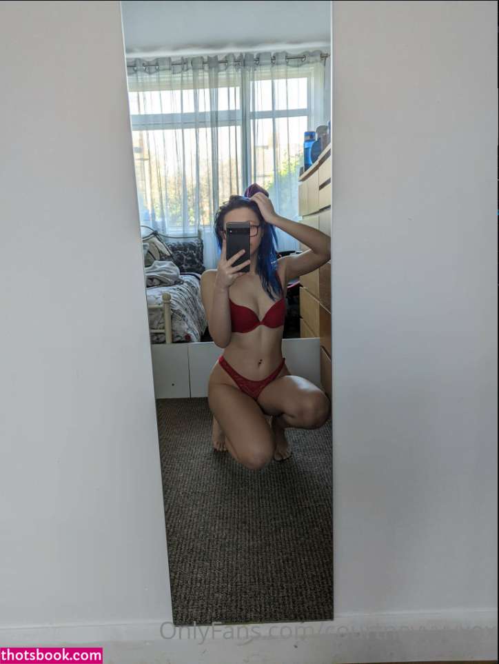 Courtneyyyyxox Photo #7