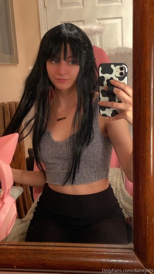 daintytits Photo #2