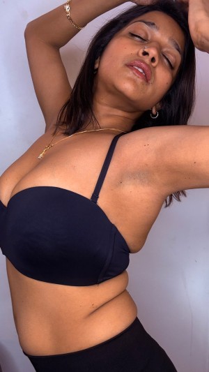 Lavanya Manickam Photo #29