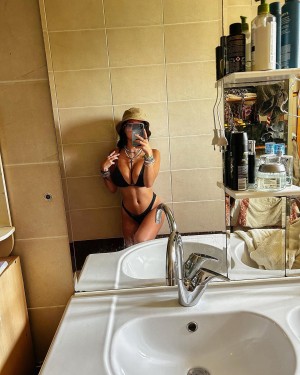 Manon Chrd Photo #39