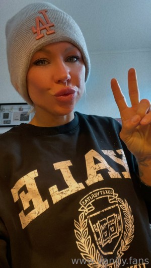 Viking Vanity Photo #21