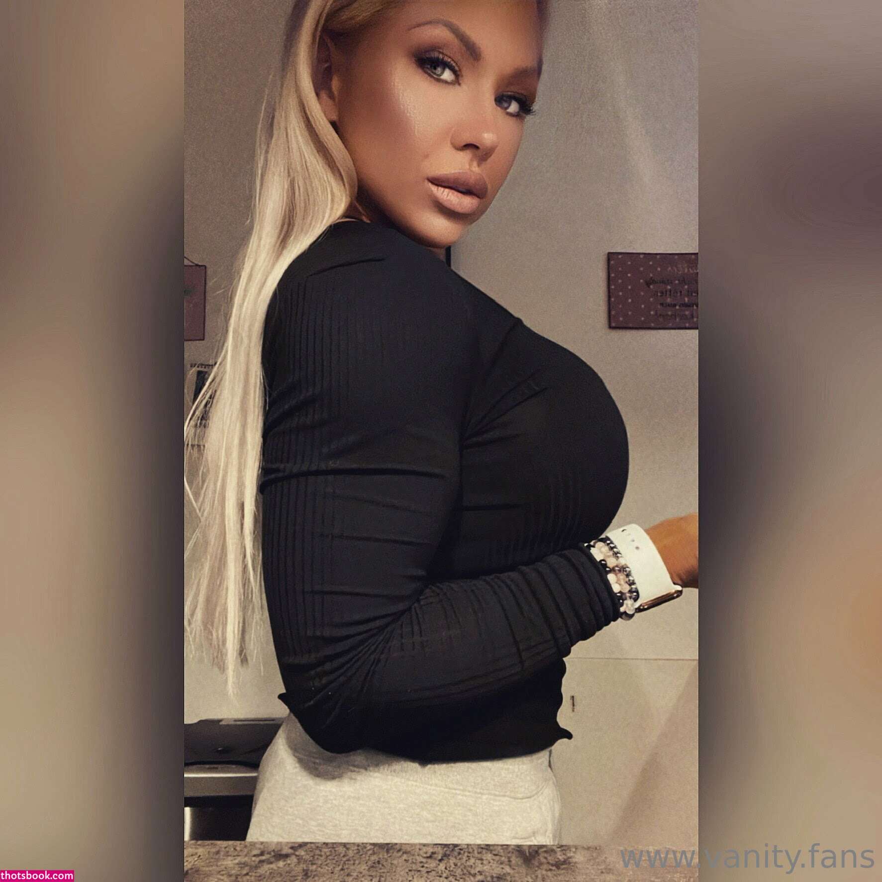 Viking Vanity Photo #40