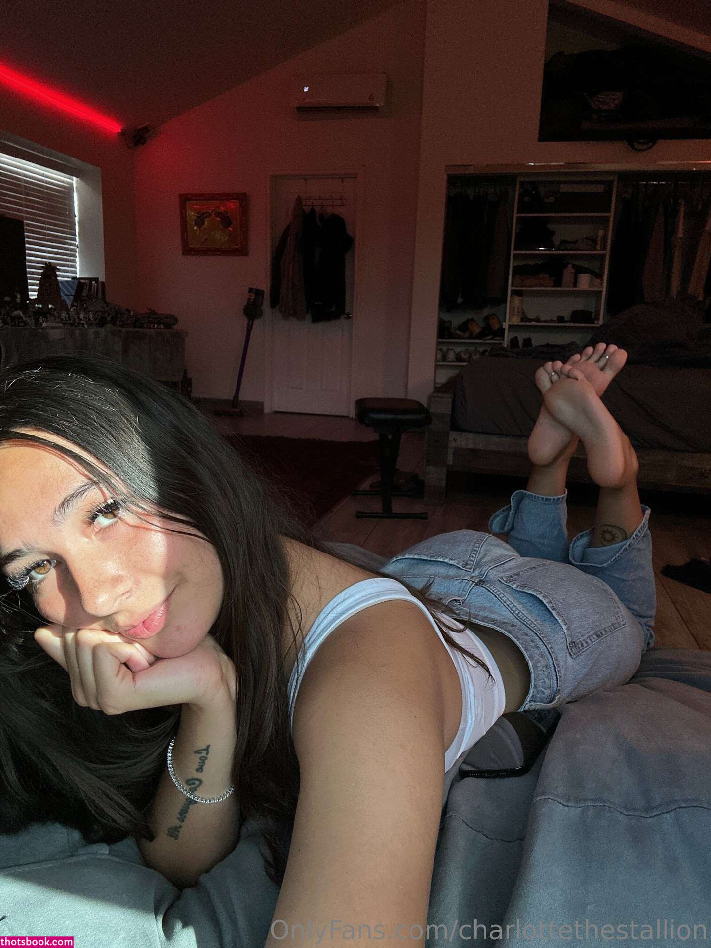 Charlottethestallion Photo #29