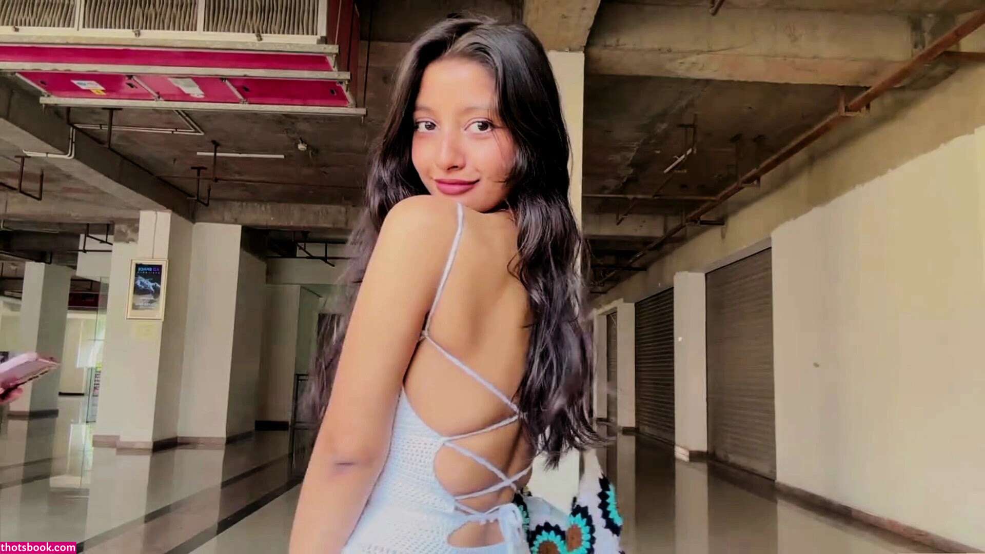 Rashi Singh Photo #9