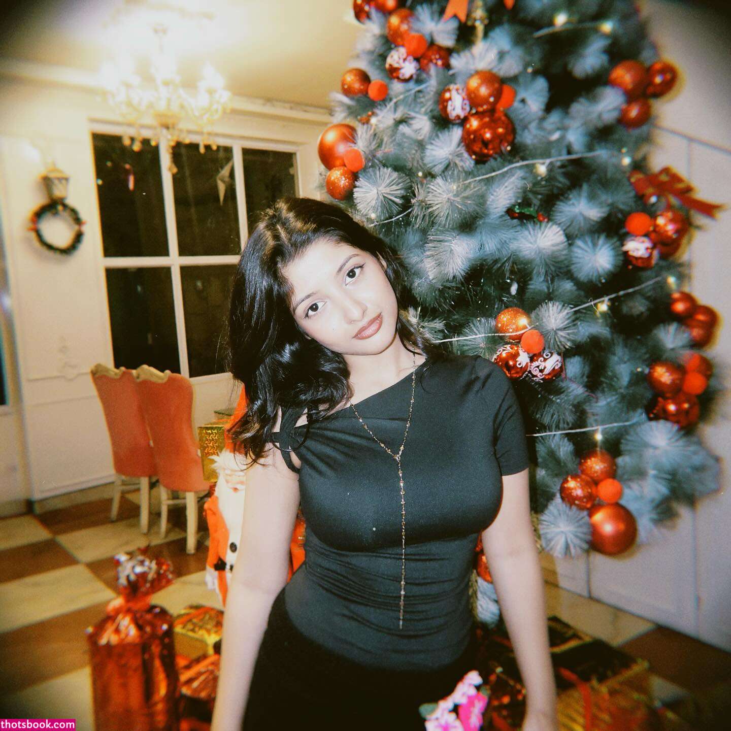 Rashi Singh Photo #12