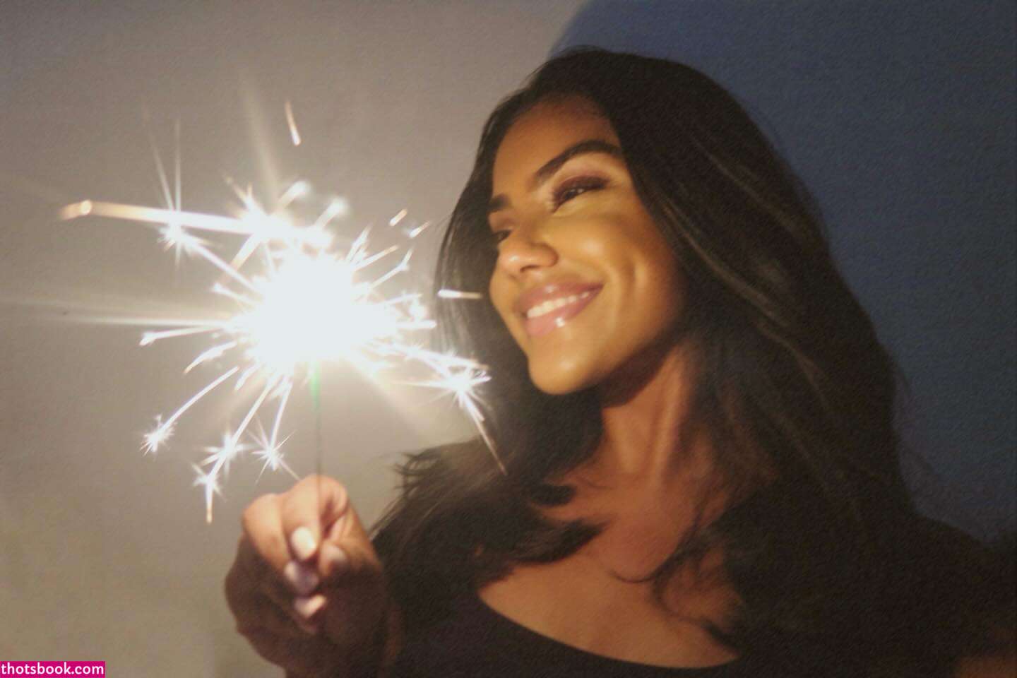 Shaniya Nisha Photo #20