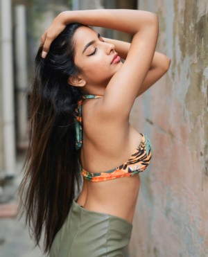 Aurora Sinclair Photo #22