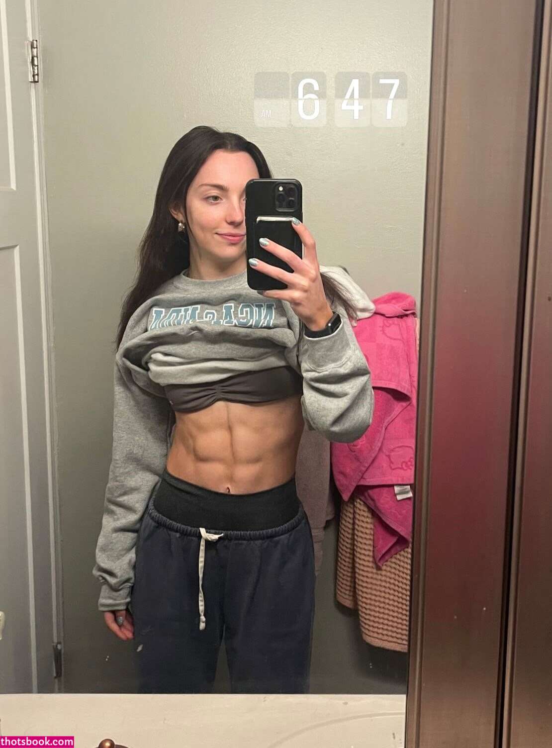 Ava Axelrod Photo #9