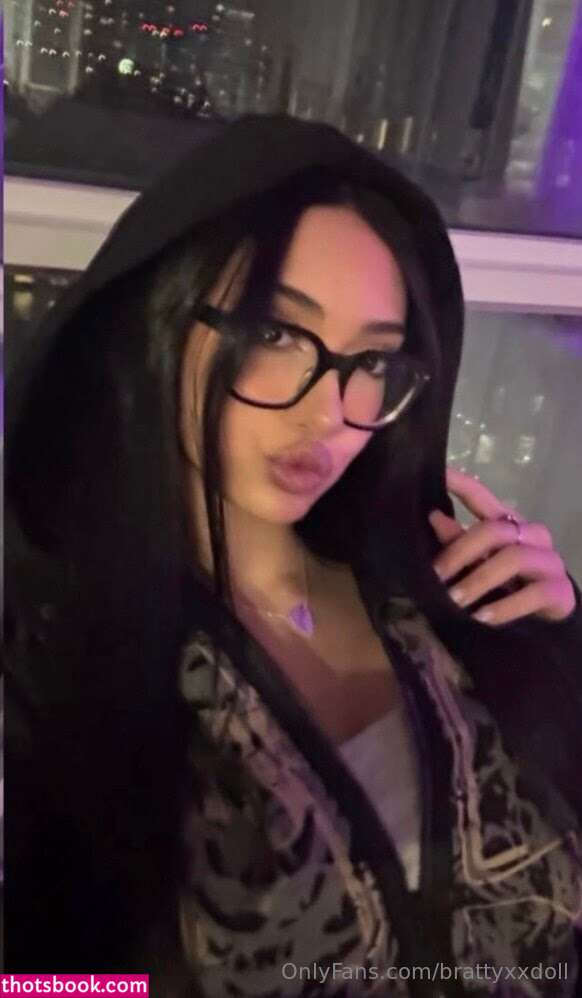 brattyxxdoll Photo #29