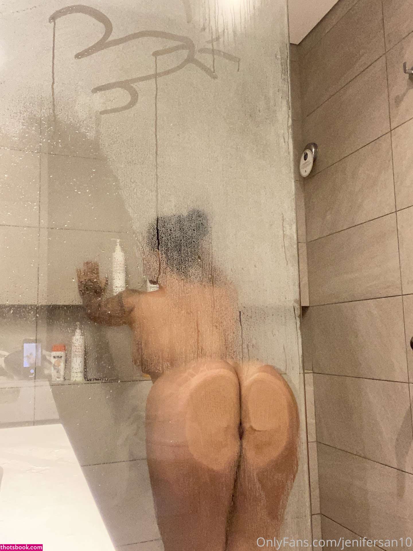 Jennifer Sanchez Photo #1