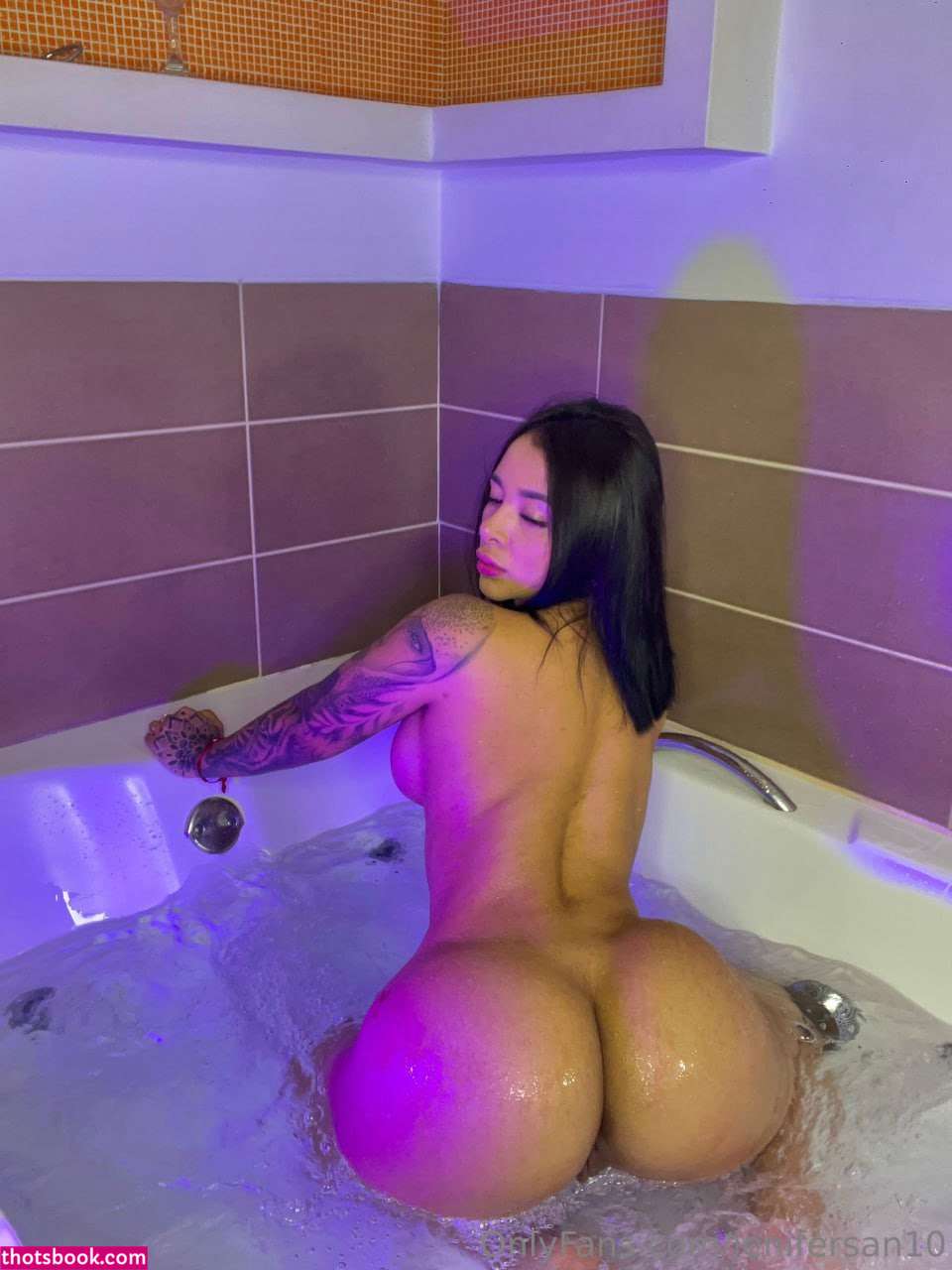 Jennifer Sanchez Photo #34