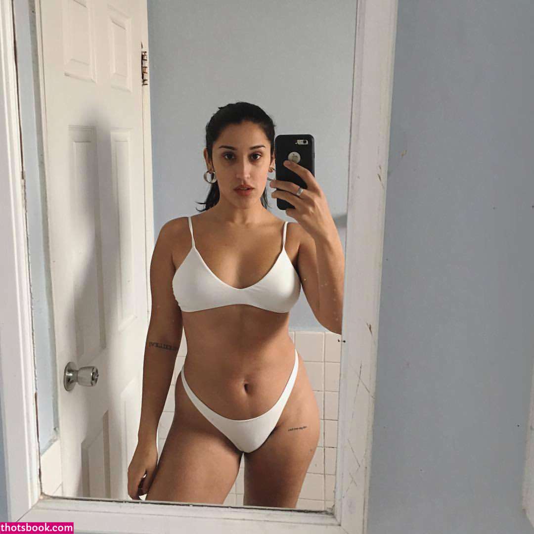 Karina Padilla Photo #13