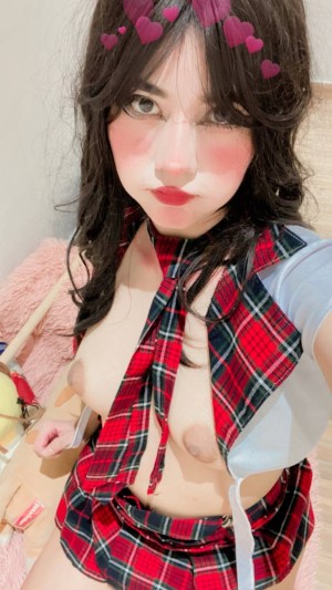 Mariana Kuyuri Photo #32