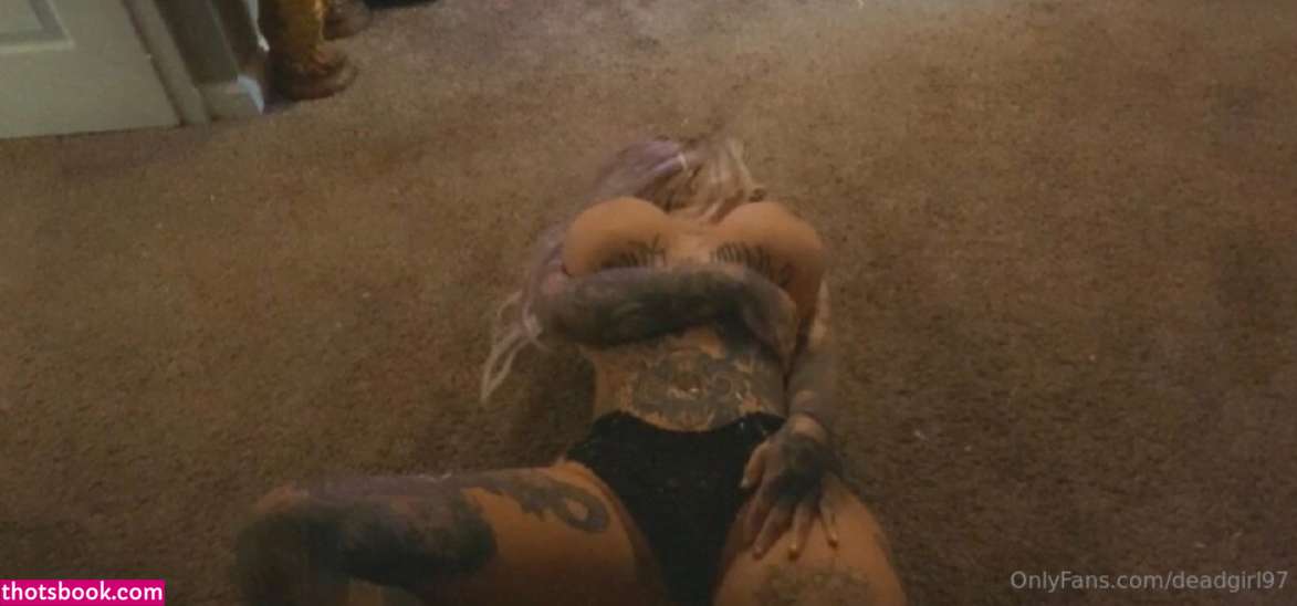 Screamqueen68 Photo #21