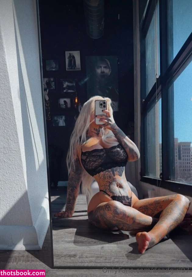 Screamqueen68 Photo #50