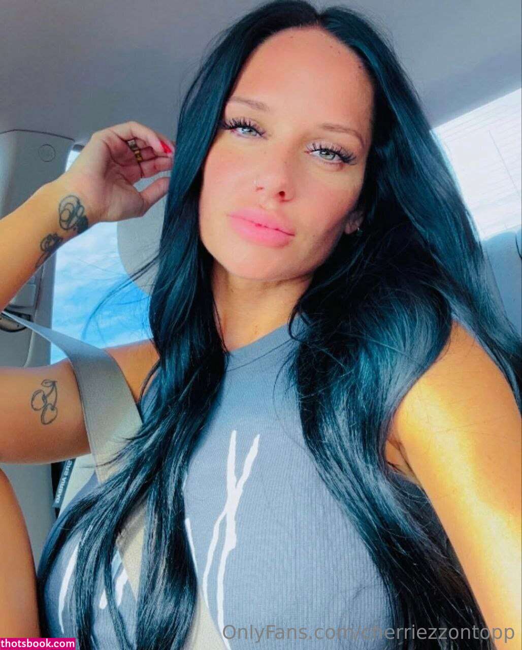 cherriezzontopp Photo #12