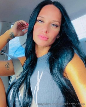 cherriezzontopp Photo #12