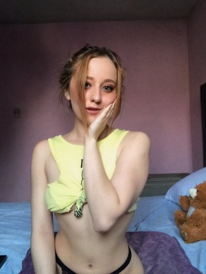 Danyela Benitez Photo #32