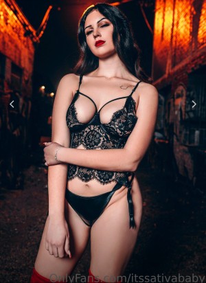 Sativa Siren Photo #6