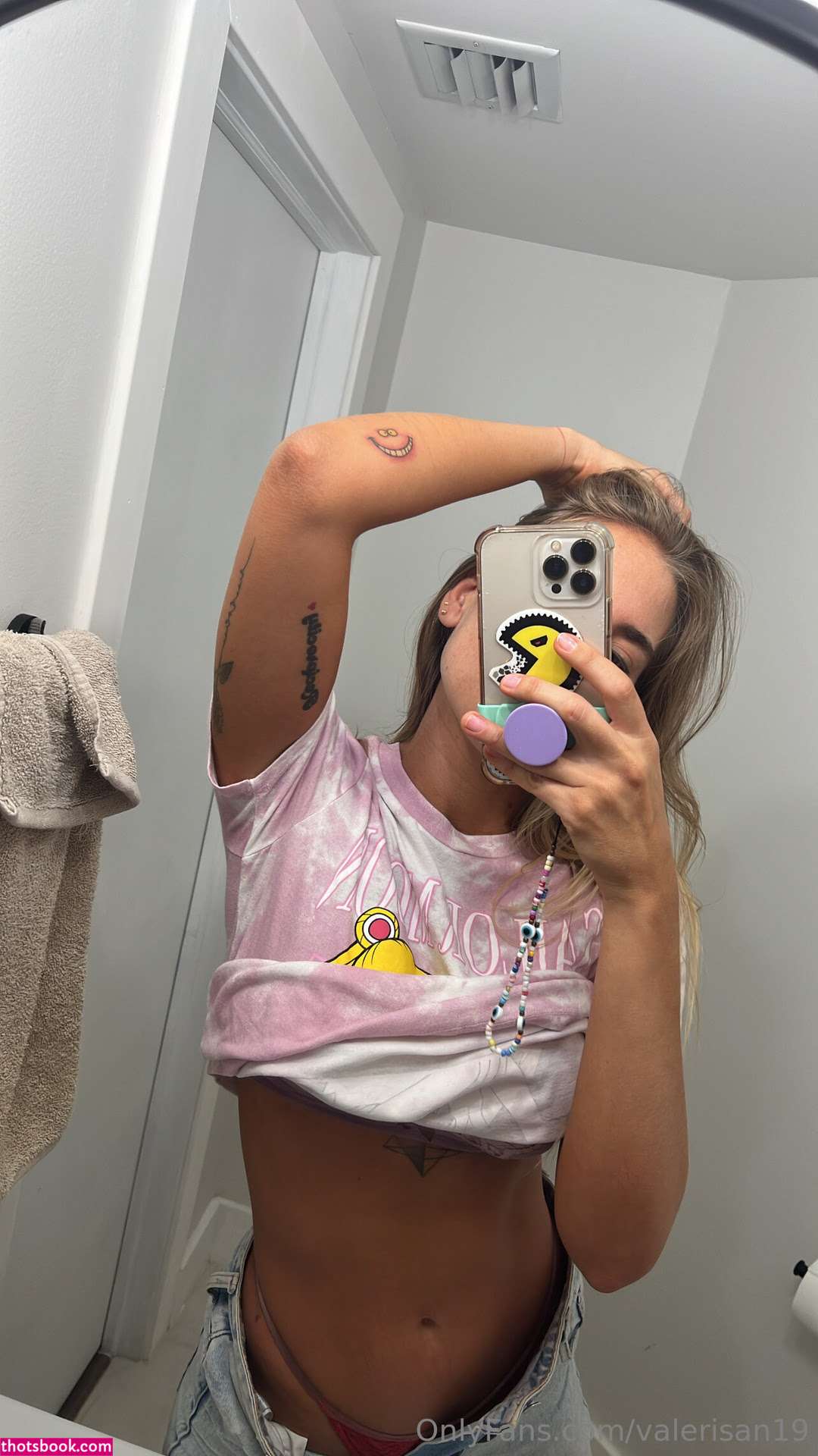 Valeria Santander Photo #22