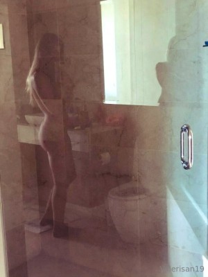 Valeria Santander Photo #33