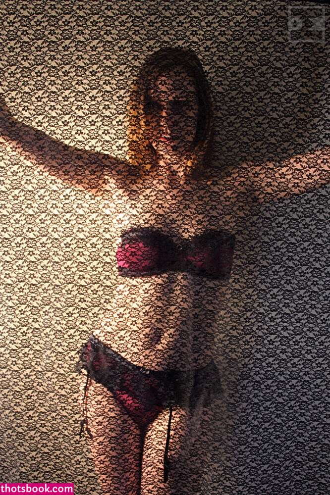 Carly Erin O Neil Photo #19