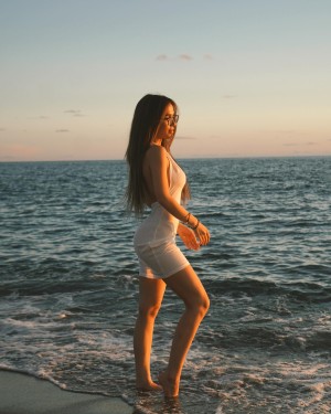 Anna Marcelo Photo #8