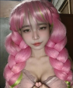 Shayri May Photo #31