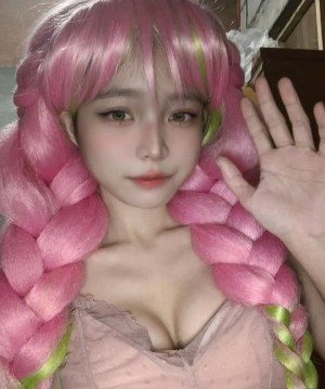 Shayri May Photo #32