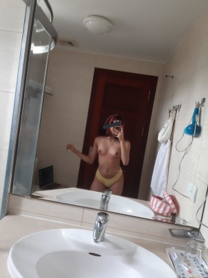 Softestkiss Photo #22