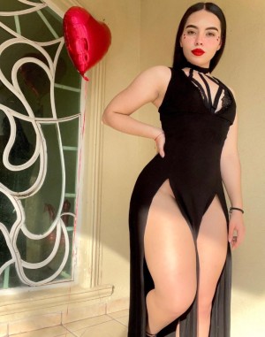 Valeria Romero Photo #11