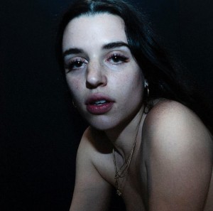 Whoissheiloveher Photo #14